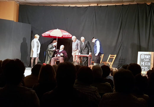 Boqueixón pecha o seu Ciclo de Teatro de Outono con preto de 200 persoas